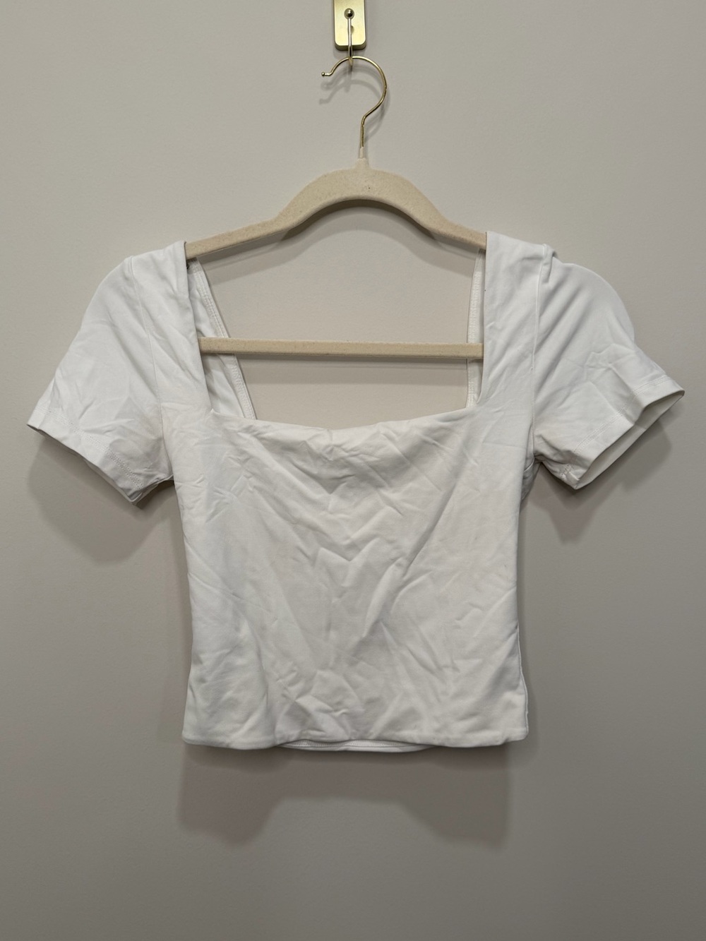 Babaton Aritzia White Square Neck Sculpt Short Sleeve Top Size Small
